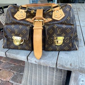 Louis Vouitton purse